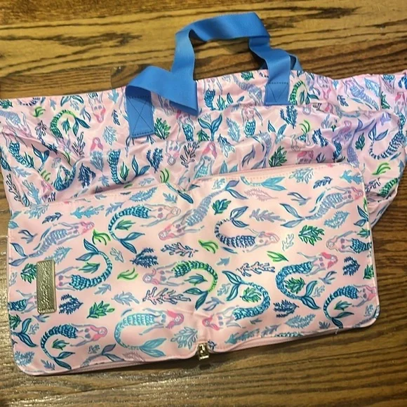 Lilly Pulitzer Getaway packable tote Pink Blossom Girls Night Out NWOT - Picture 5 of 6